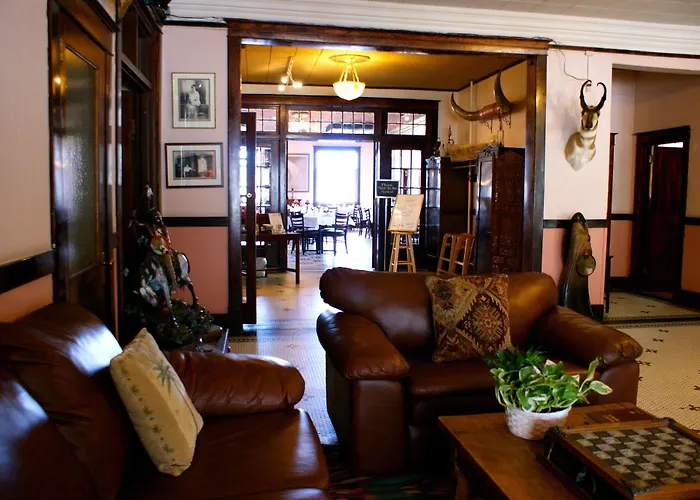 The Higgins Hotel 3*