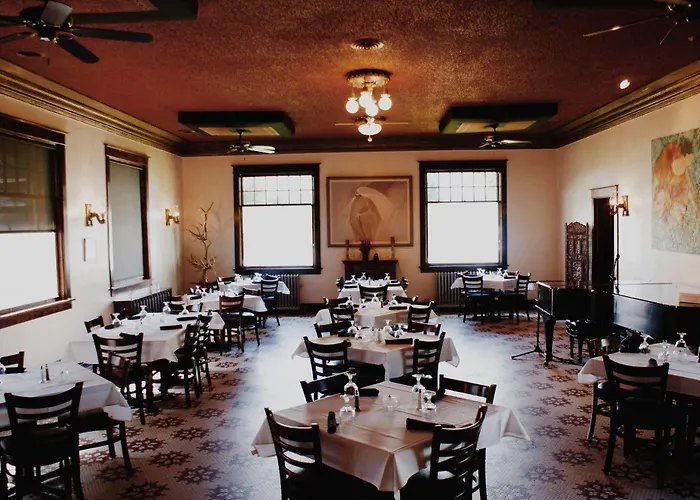The Higgins Hotel Glenrock