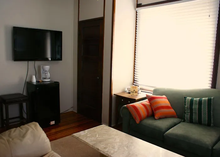 The Higgins 3* Glenrock